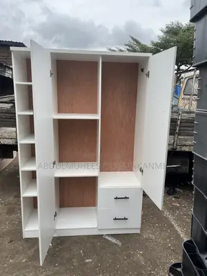4ft by 6ft Fine Closet