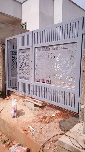 Home Sliding Entry Gate
