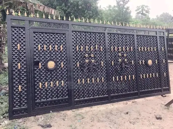 Home Sliding Entry Gate