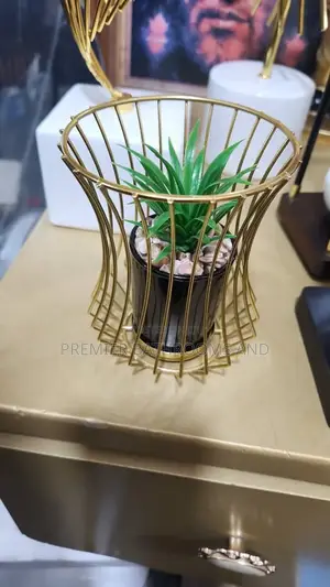 Office Flower Decor