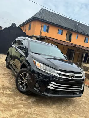 Toyota Highlander Limited 4x2 V6 (3.5L 6cyl 8A) 2017 Black