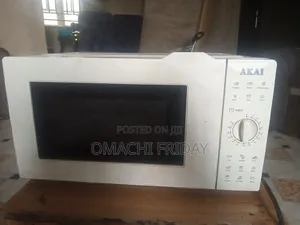 AKAI Microwave