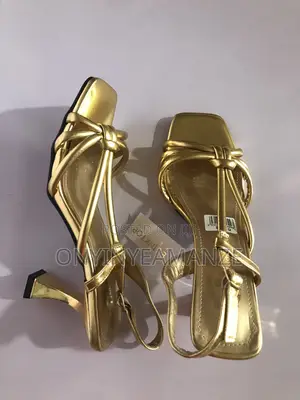 Onyinyechi Collections