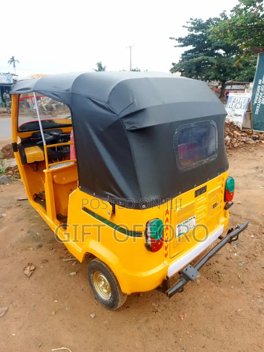 TVS 2015 Yellow