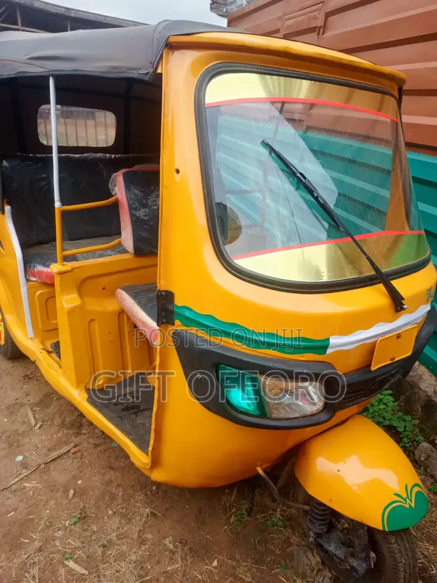 TVS 2015 Yellow