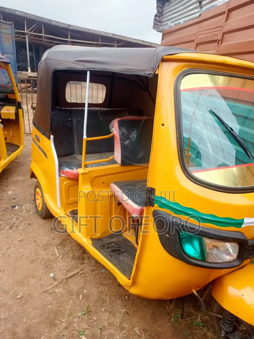 TVS 2015 Yellow