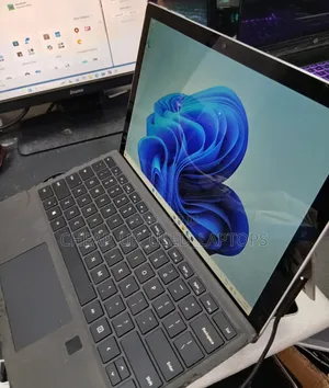Laptop Microsoft Surface Pro 5 16GB Intel Core i7 SSD 512GB