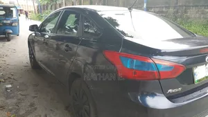 Ford Focus 2013 Blue