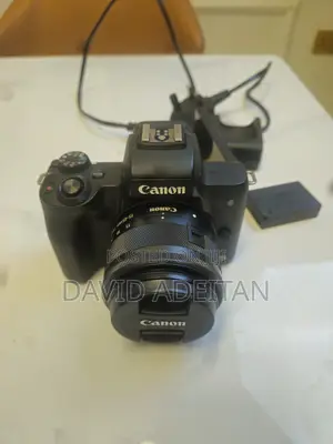 Canon Eos M50 Camera With 15-45mm Lens