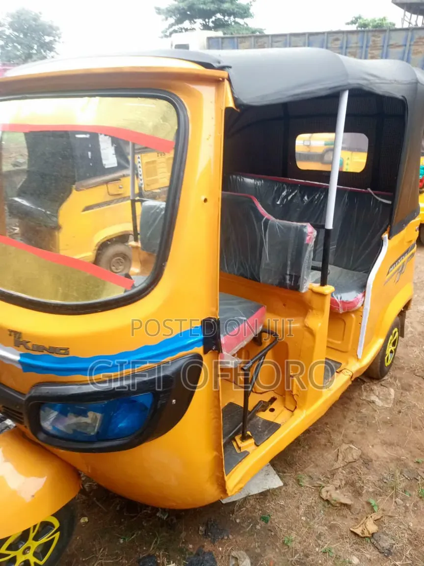 TVS 2015 Yellow