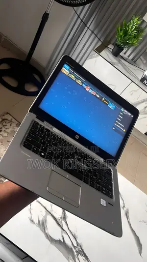 Laptop HP EliteBook 820 G4 12GB Intel Core i5 SSD 256GB
