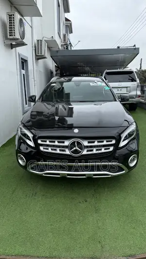 Mercedes-Benz GLA 250 2019 Black