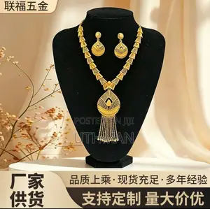 Stylish and Affordable Jewelry 25k