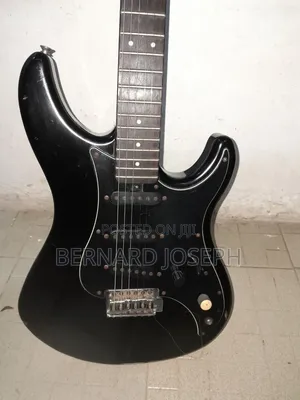 Electric Lead Guitar (Yamaha)