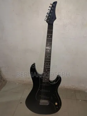 Electric Lead Guitar (Yamaha)