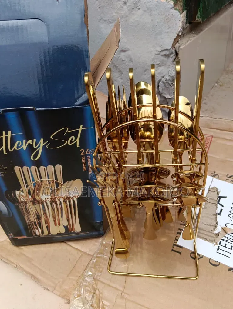 24pics Golden Cutlery 🍴 Brand New