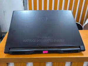 Laptop MSI Katana 15 16GB Intel Core i7 SSD 1T