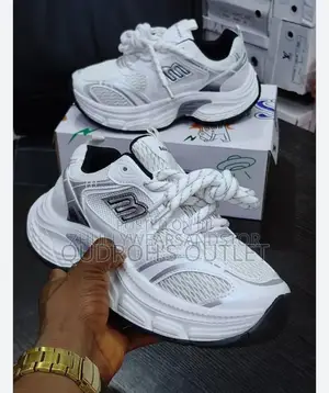 Balenciaga Unisex Sneakers