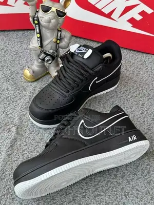 Balenciaga Unisex Sneakers