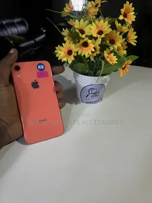 Apple iPhone XR 64 GB Orange