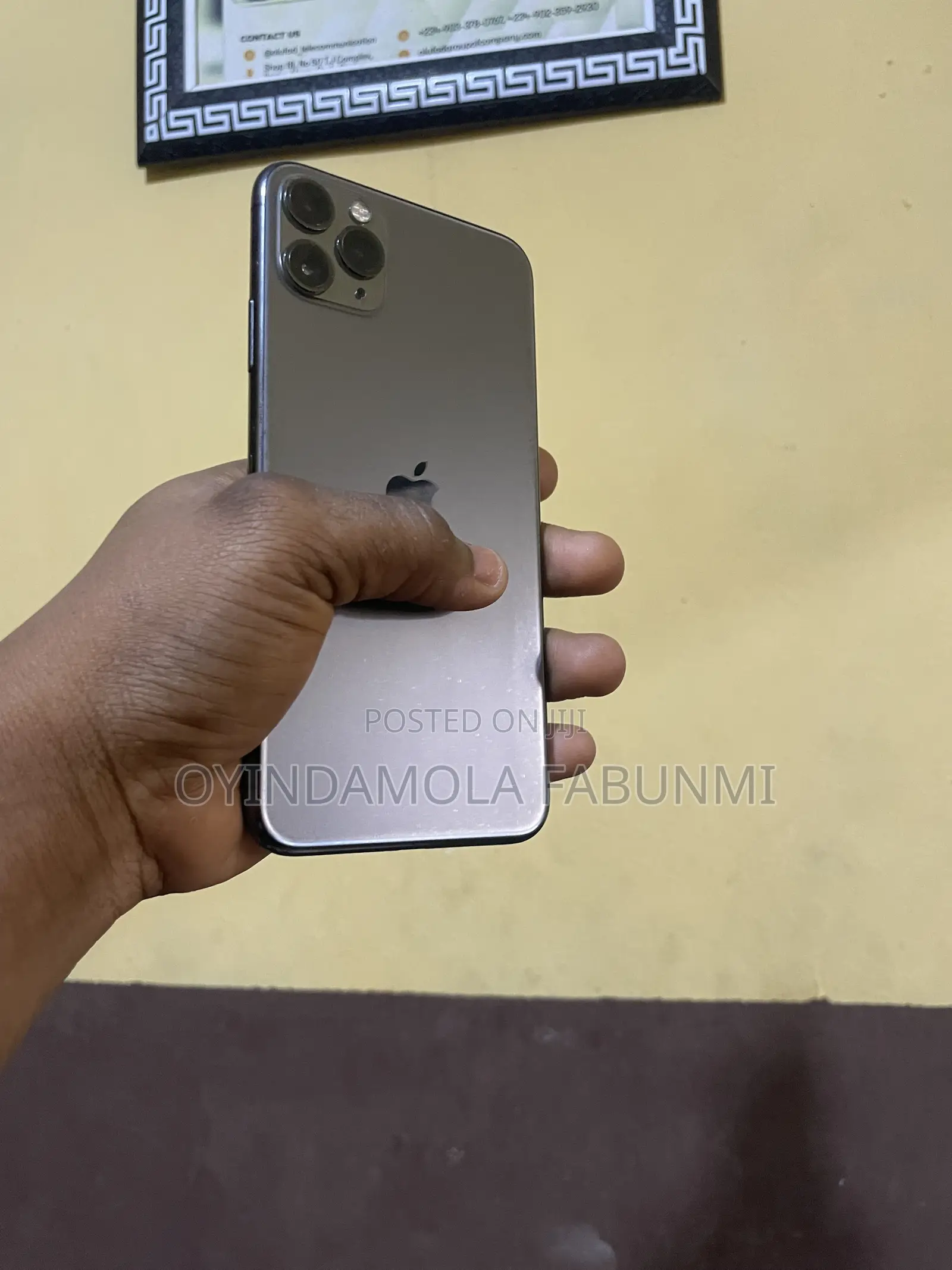 Apple iPhone 11 Pro Max 64 GB Black