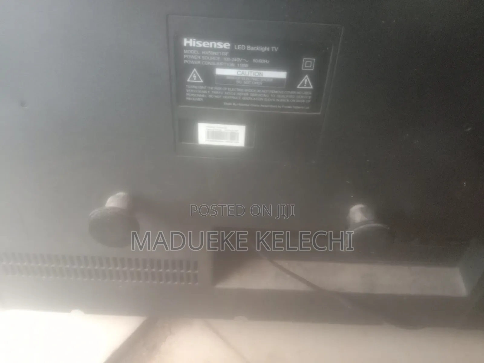 Hisense 50" TV – Cracked Screen, Everything Else Working