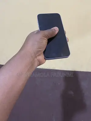 Apple iPhone 12 64 GB Purple