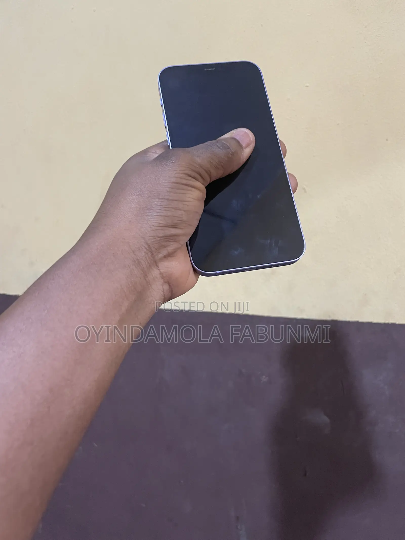 Apple iPhone 12 64 GB Purple