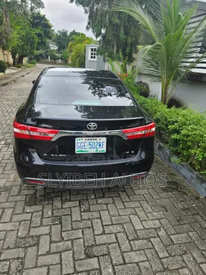 Toyota Avalon 2013