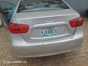 Hyundai Elantra 2008 Silver