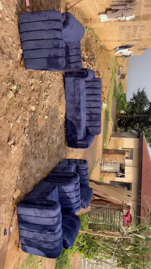 Set of Chair Available