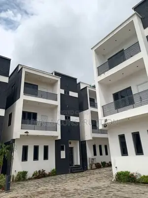 4bdrm Duplex in Kado for sale