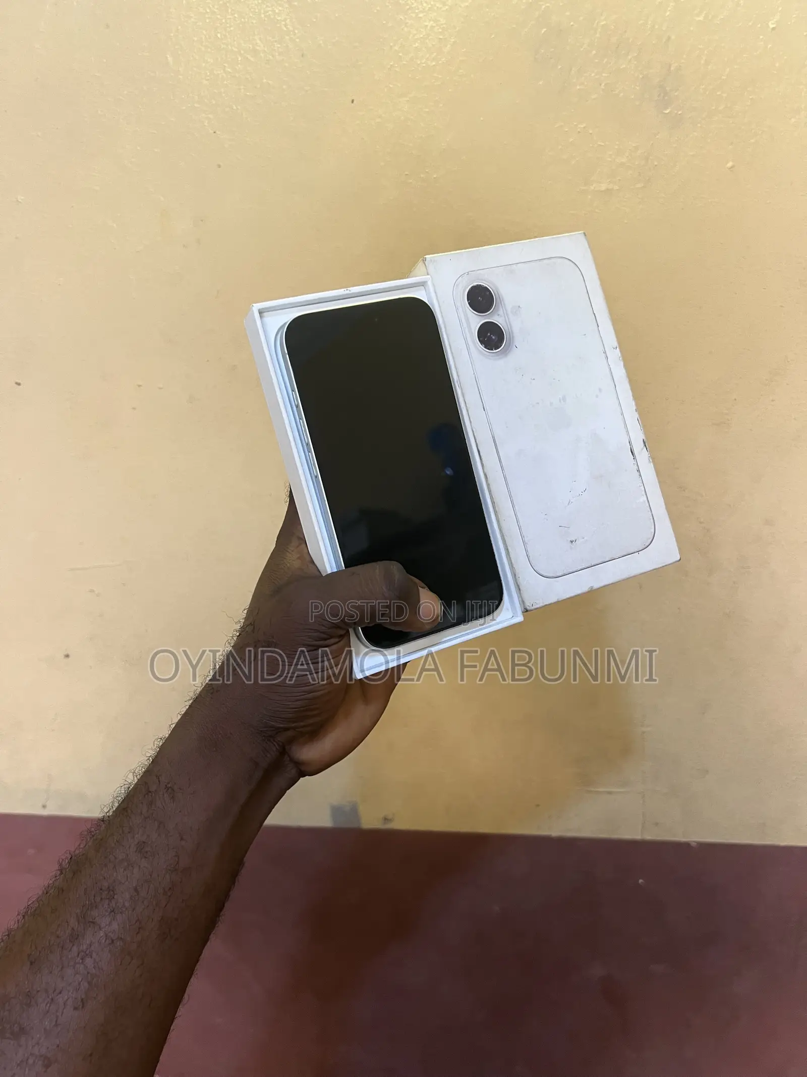 Apple iPhone 16 128 GB White