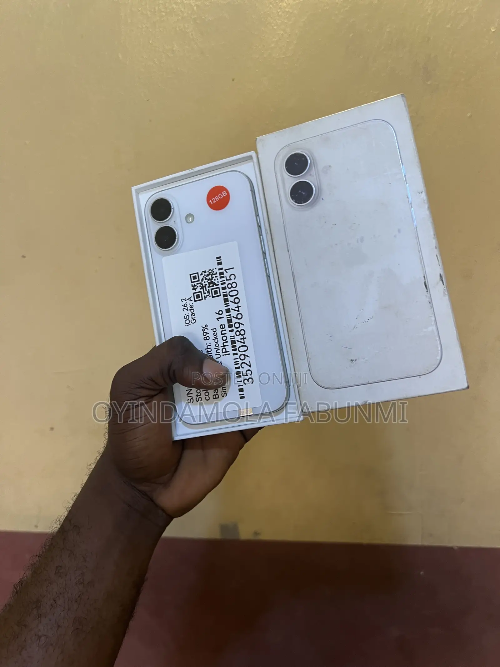 Apple iPhone 16 128 GB White
