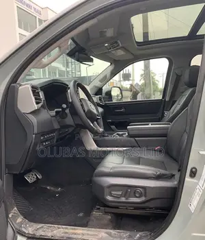 Toyota Tundra 2024 Gray