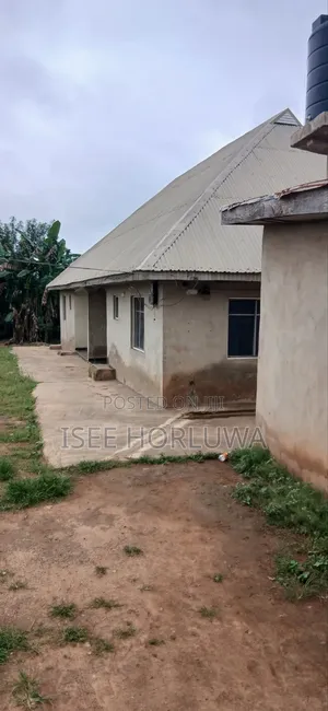 Furnished 4bdrm Block of Flats in Oke Omiru Off Osogbo for sale