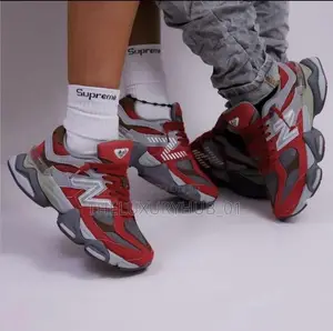 New Balance Unisex Sneakers
