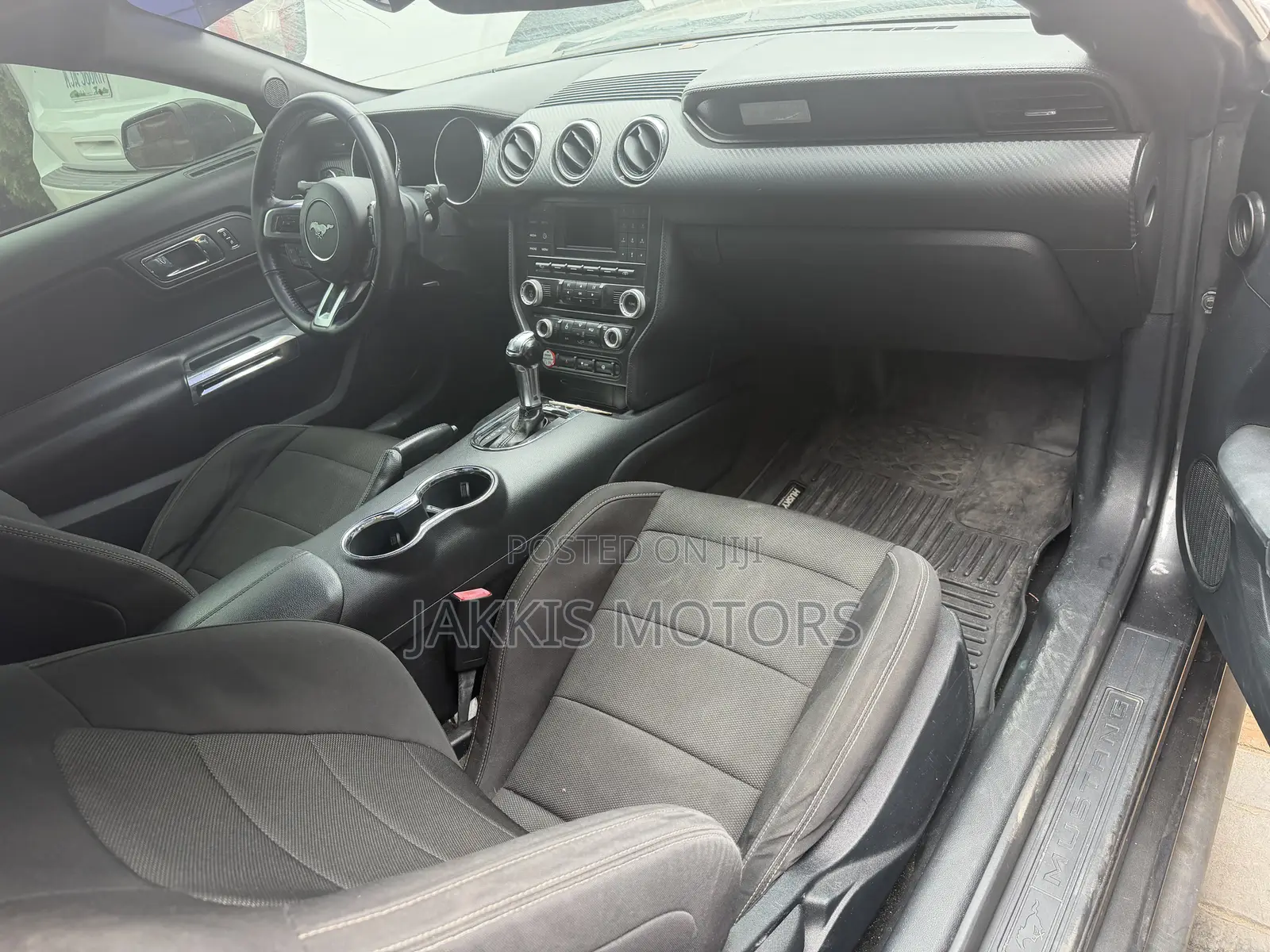 Ford Mustang 2015 Gray