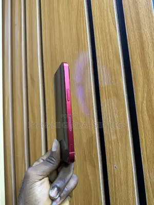 Apple iPhone 13 128 GB Red