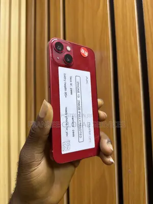 Apple iPhone 13 128 GB Red