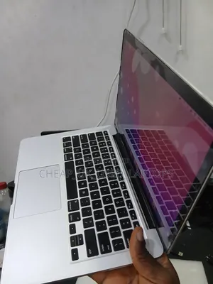 Laptop Apple MacBook Pro 2015 8GB Intel Core i5 SSD 256GB