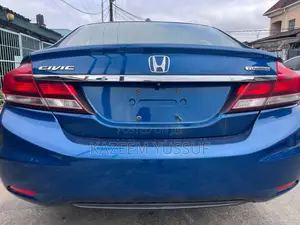 Honda Civic EX-L w/Navigation 4dr Sedan (1.8L 4cyl CVT) 2015 Blue