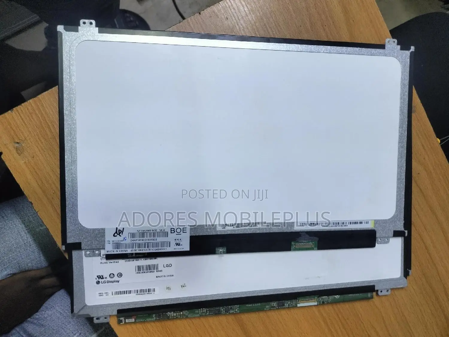 Paper 15.6" Screen 30pins