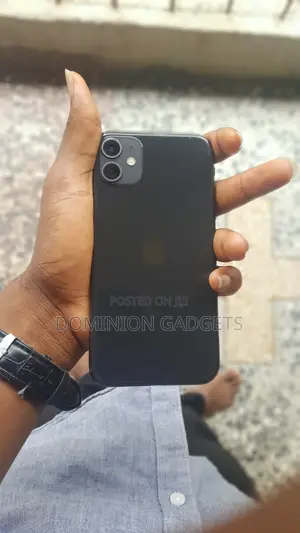 Apple iPhone 11 64 GB Gray