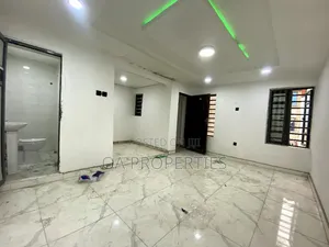 1bdrm Apartment in Agbowo Ui Axis, Bodija for rent