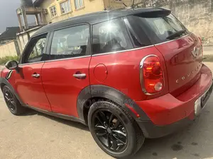 Mini Cooper Classic 2013 Red