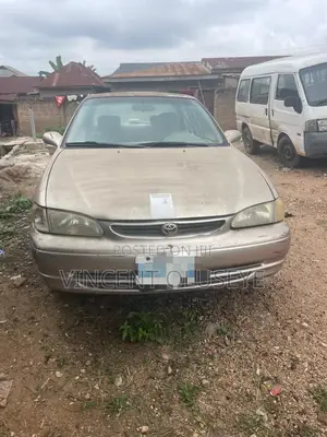 Toyota Corolla Sedan 1998 Gold