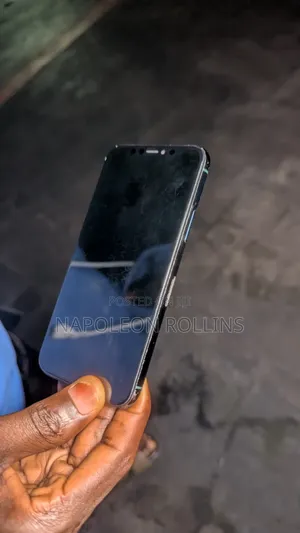 Apple iPhone 11 Pro 64 GB Green