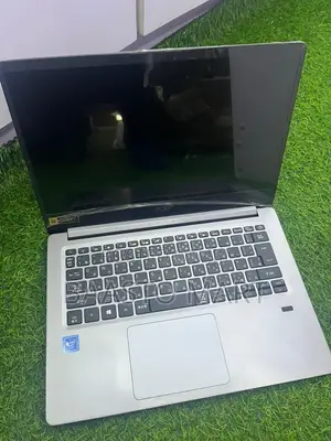 Laptop Acer Swift 4GB Intel SSD 128GB