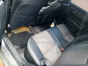 Toyota Corolla 2016 Gray